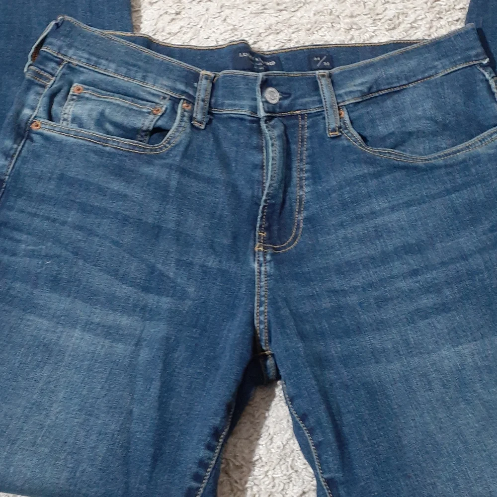 Lucky Brand 410 Athletic Straight Jeans - 36x32 - Blue Preowned - Picture 4 of 5